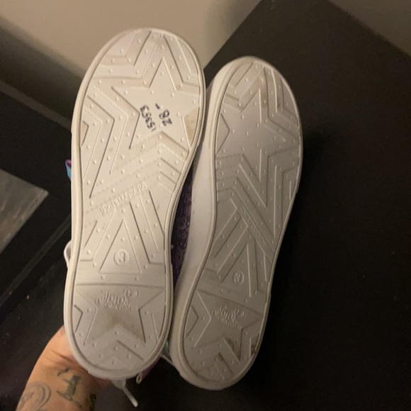 Jojo Siwa Bow Sneakers - Picture 4 of 4